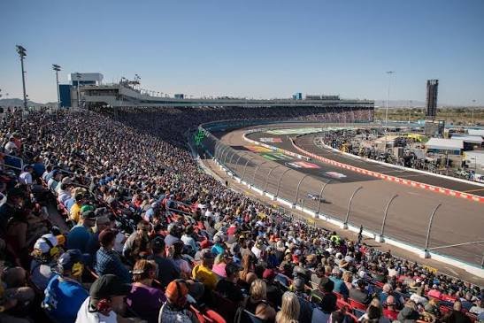 phoenix raceway nascar
